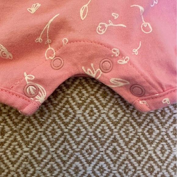 🌟3/$20🌟 Adidas baby girl 9 month shorts romper - Picture 4 of 5